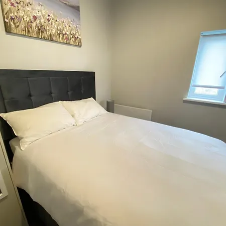 Moyvore One Bed